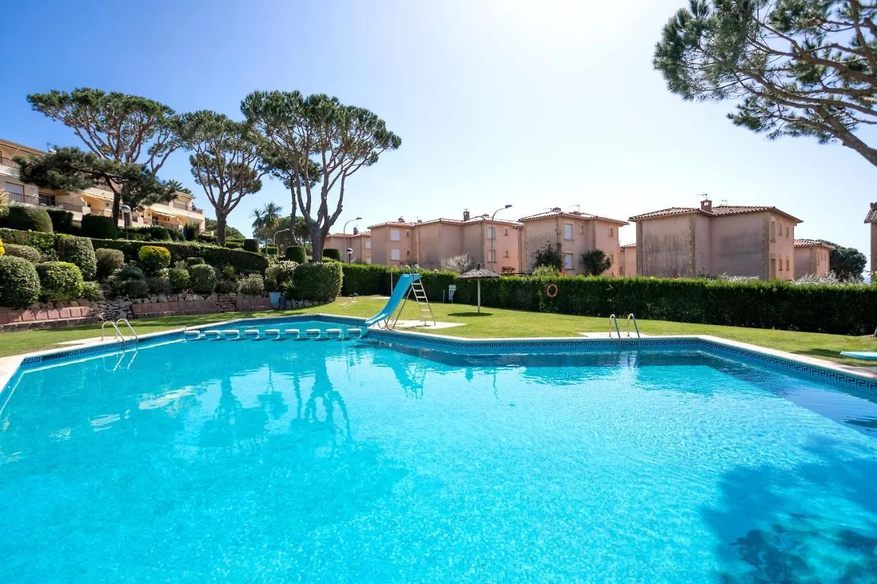 Holiday home Bonita Casa Adosada Con Jardin Privado Y Piscina Comunitaria Calella De Palafrugell Spain