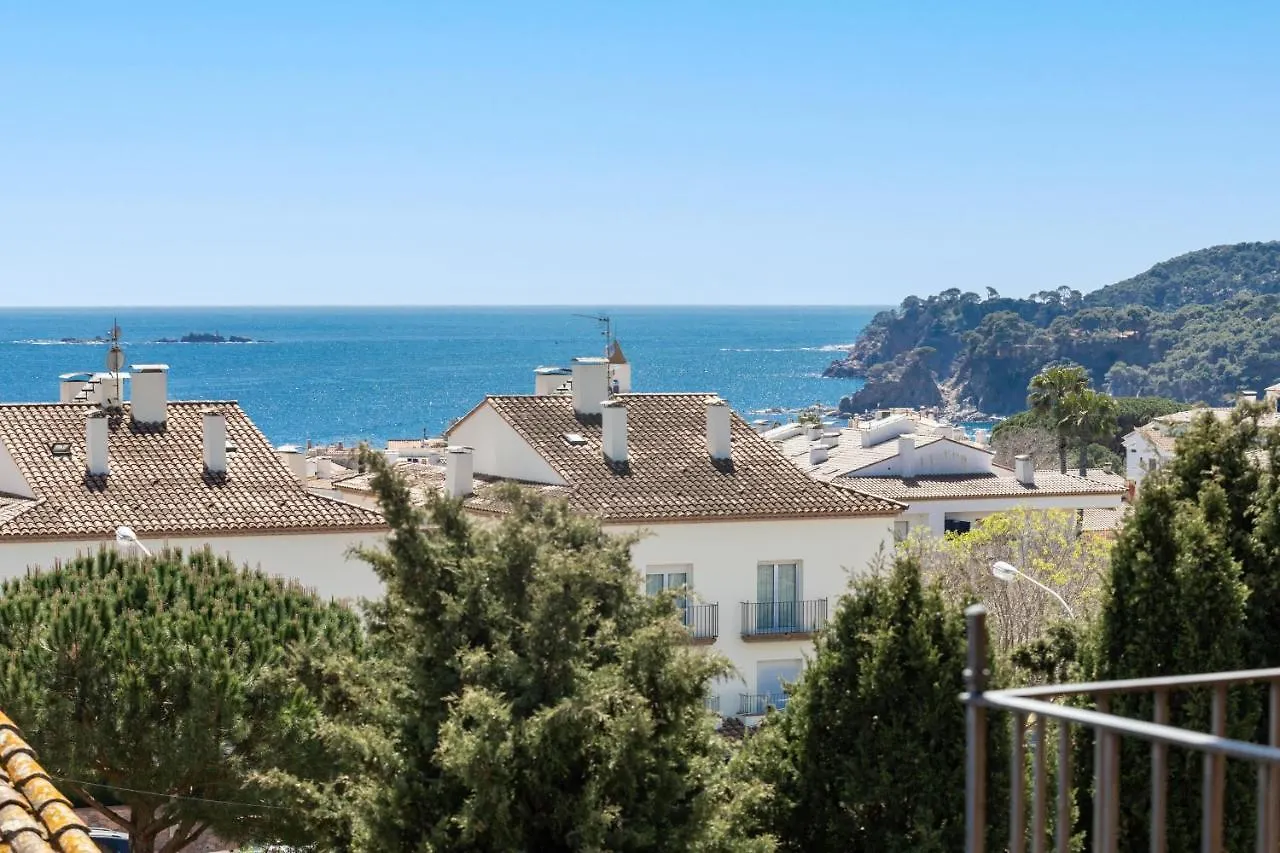 Bonita Casa Adosada Con Jardin Privado Y Piscina Comunitaria Calella De Palafrugell